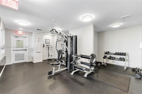 Copropriété à vendre à Miami, Floride: 2 chambres, 125.42 m2 № 1488339 - photo 21