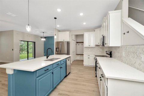 Adosado en venta en Wesley Chapel, Florida, 3 dormitorios, 215.44 m2 № 2419601 - foto 8