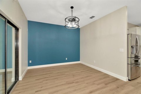 Adosado en venta en Wesley Chapel, Florida, 3 dormitorios, 215.44 m2 № 2419601 - foto 12