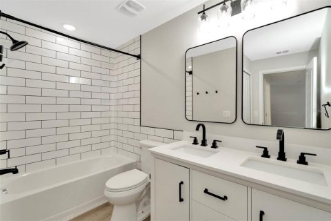 Adosado en venta en Wesley Chapel, Florida, 3 dormitorios, 215.44 m2 № 2419601 - foto 20