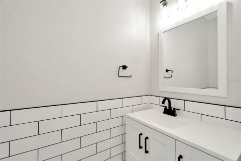 Adosado en venta en Wesley Chapel, Florida, 3 dormitorios, 215.44 m2 № 2419601 - foto 14
