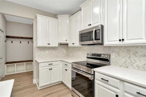 Adosado en venta en Wesley Chapel, Florida, 3 dormitorios, 215.44 m2 № 2419601 - foto 7