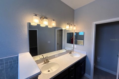 Casa en alquiler en Winter Haven, Florida, 3 dormitorios, 179.49 m2 № 1906015 - foto 9