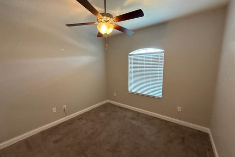 Casa en alquiler en Winter Haven, Florida, 3 dormitorios, 179.49 m2 № 1906015 - foto 2