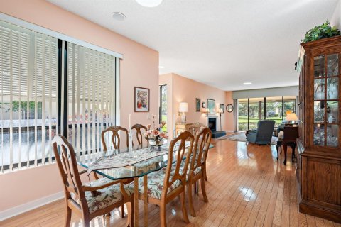 Townhouse in Palm Beach Gardens, Florida 2 bedrooms, 131.74 sq.m. № 2426834 - photo 8