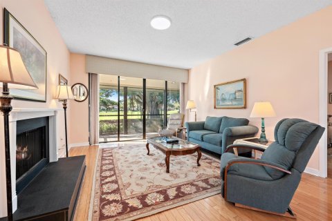 Townhouse in Palm Beach Gardens, Florida 2 bedrooms, 131.74 sq.m. № 2426834 - photo 6