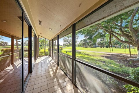 Townhouse in Palm Beach Gardens, Florida 2 bedrooms, 131.74 sq.m. № 2426834 - photo 21