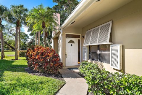Townhouse in Palm Beach Gardens, Florida 2 bedrooms, 131.74 sq.m. № 2426834 - photo 4