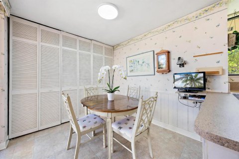 Townhouse in Palm Beach Gardens, Florida 2 bedrooms, 131.74 sq.m. № 2426834 - photo 12