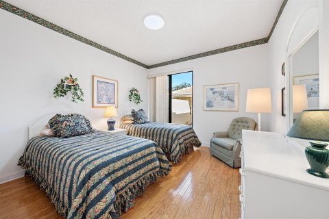 Townhouse in Palm Beach Gardens, Florida 2 bedrooms, 131.74 sq.m. № 2426834 - photo 14