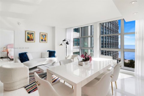 Copropriété à louer à Miami Beach, Floride: 2 chambres, 117.06 m2 № 1981829 - photo 10