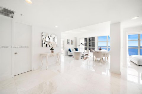 Copropriété à louer à Miami Beach, Floride: 2 chambres, 117.06 m2 № 1981829 - photo 5