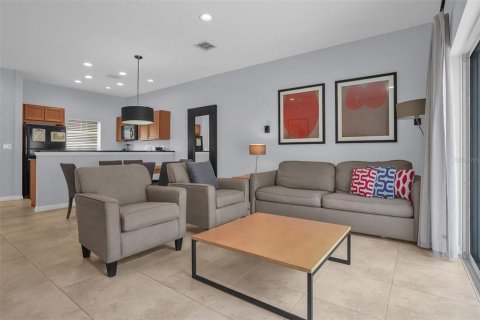 Touwnhouse à vendre à Kissimmee, Floride: 2 chambres, 107.86 m2 № 2140691 - photo 2