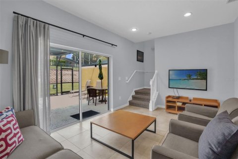 Touwnhouse à vendre à Kissimmee, Floride: 2 chambres, 107.86 m2 № 2140691 - photo 4