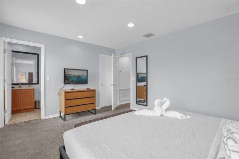 Touwnhouse à vendre à Kissimmee, Floride: 2 chambres, 107.86 m2 № 2140691 - photo 12