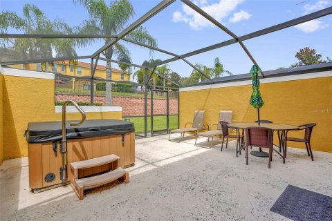 Touwnhouse à vendre à Kissimmee, Floride: 2 chambres, 107.86 m2 № 2140691 - photo 5