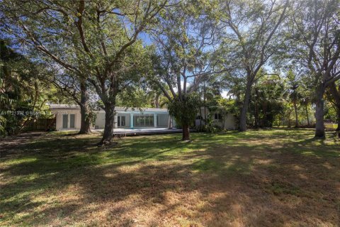 House in Palmetto Bay, Florida 3 bedrooms, 199 sq.m. № 1933906 - photo 7