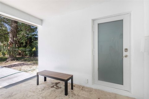 House in Palmetto Bay, Florida 3 bedrooms, 199 sq.m. № 1933906 - photo 29