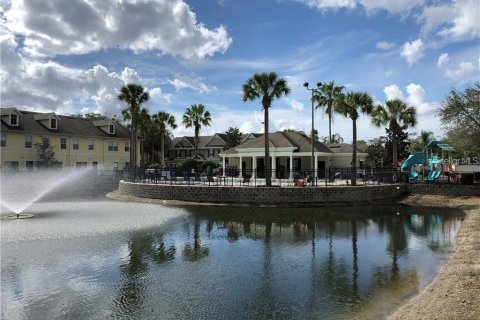 Condo in Orlando, Florida, 2 bedrooms № 2277252 - photo 15