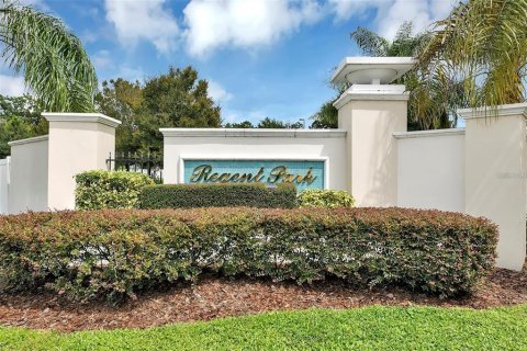 Condo in Orlando, Florida, 2 bedrooms № 2277252 - photo 14