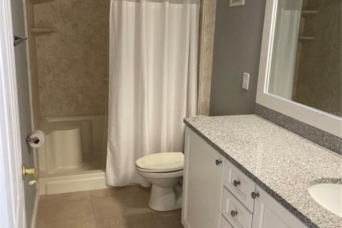 Condo in Orlando, Florida, 2 bedrooms № 2277252 - photo 7