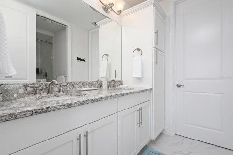 Купить кондоминиум в Брейдентон, Флорида 8 комнат, 154.59м2, № 2324735 - фото 19