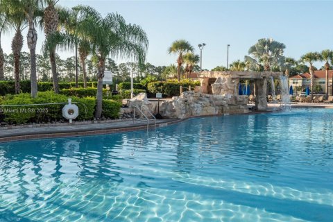 House in Kissimmee, Florida 5 bedrooms, 280.1 sq.m. № 1703425 - photo 29