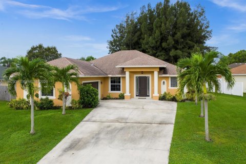 Villa ou maison à louer à Port St. Lucie, Floride: 4 chambres, 214.79 m2 № 2024159 - photo 3