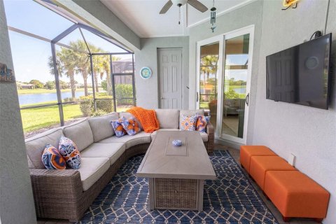 House in Punta Gorda, Florida 2 bedrooms, 174.1 sq.m. № 2355679 - photo 29