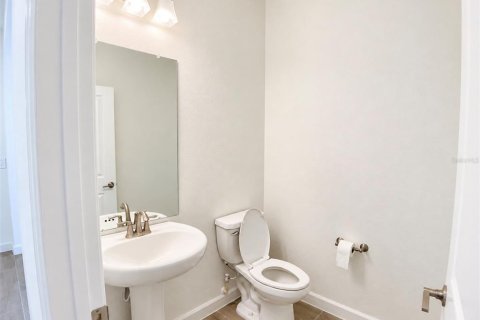 House in Land O' Lakes, Florida 3 bedrooms, 199.28 sq.m. № 2353490 - photo 11