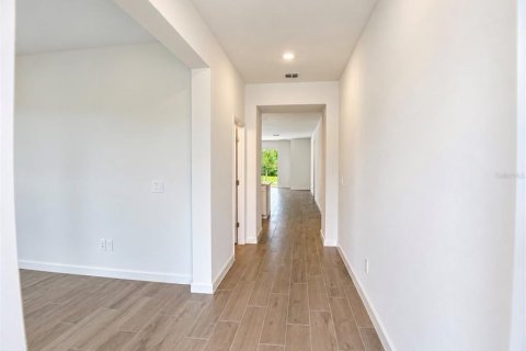House in Land O' Lakes, Florida 3 bedrooms, 199.28 sq.m. № 2353490 - photo 18