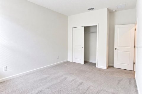 House in Land O' Lakes, Florida 3 bedrooms, 199.28 sq.m. № 2353490 - photo 23
