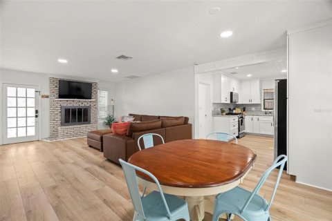 Casa en venta en Safety Harbor, Florida, 4 dormitorios, 150.22 m2 № 1902406 - foto 9