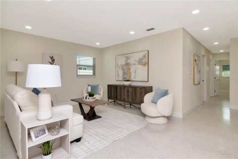 Casa en venta en Ruskin, Florida, 3 dormitorios, 146.79 m2 № 2144537 - foto 13