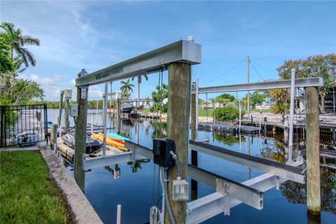 Casa en venta en Ruskin, Florida, 3 dormitorios, 146.79 m2 № 2144537 - foto 6