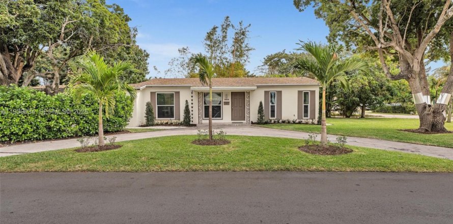 Casa en Hollywood, Florida 4 dormitorios, 134.06 m2 № 2027694