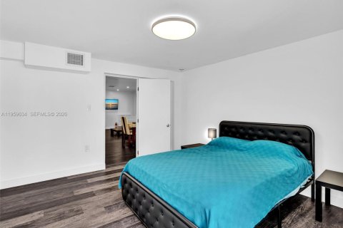 Casa en alquiler en Hollywood, Florida, 4 dormitorios, 134.06 m2 № 2027694 - foto 17