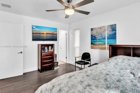 Casa en alquiler en Hollywood, Florida, 4 dormitorios, 134.06 m2 № 2027694 - foto 10