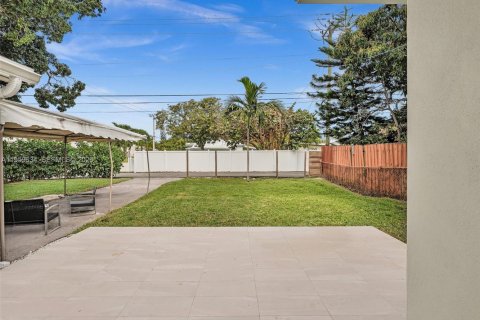 Casa en alquiler en Hollywood, Florida, 4 dormitorios, 134.06 m2 № 2027694 - foto 28