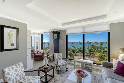 Купить кондоминиум в Сарасота, Флорида 6 комнат, 115.2м2, № 2142326 - фото 9