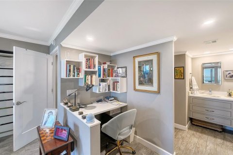 Купить кондоминиум в Сарасота, Флорида 6 комнат, 115.2м2, № 2142326 - фото 25