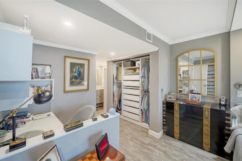 Купить кондоминиум в Сарасота, Флорида 6 комнат, 115.2м2, № 2142326 - фото 24