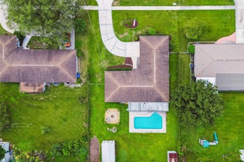 House in Brandon, Florida 3 bedrooms, 166.57 sq.m. № 1915646 - photo 30