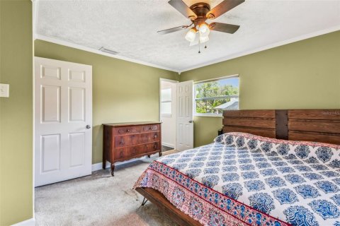 House in Brandon, Florida 3 bedrooms, 166.57 sq.m. № 1915646 - photo 17