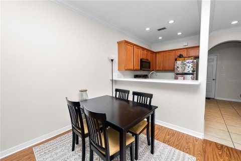 Townhouse in Lakeland, Florida 4 bedrooms, 180.69 sq.m. № 1910947 - photo 14