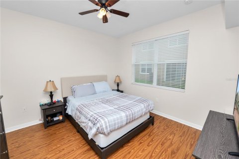 Townhouse in Lakeland, Florida 4 bedrooms, 180.69 sq.m. № 1910947 - photo 10