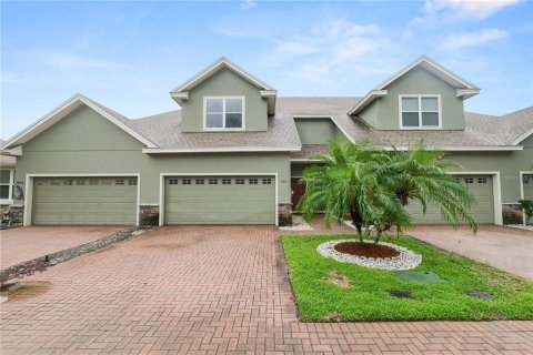 Townhouse in Lakeland, Florida 4 bedrooms, 180.69 sq.m. № 1910947 - photo 2