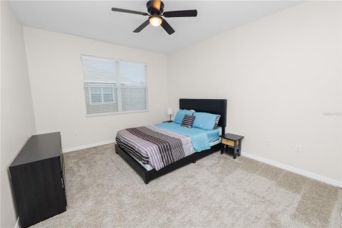 Townhouse in Lakeland, Florida 4 bedrooms, 180.69 sq.m. № 1910947 - photo 21