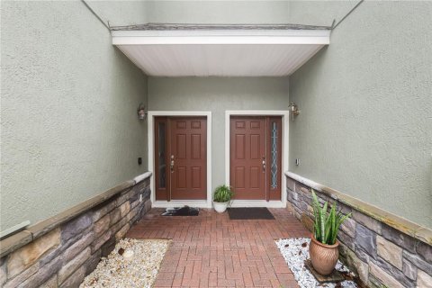 Townhouse in Lakeland, Florida 4 bedrooms, 180.69 sq.m. № 1910947 - photo 4