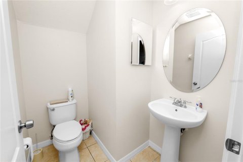Townhouse in Lakeland, Florida 4 bedrooms, 180.69 sq.m. № 1910947 - photo 27